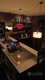 Attività di Cocktail Bar e Vineria