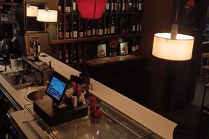 Attività di Cocktail Bar e Vineria