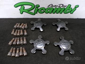 COPRI MOZZO CON BULLONI PER AUDI A4 B8 2011