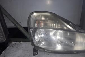 FARO ANTERIORE DESTRO RENAULT Modus 2Â° Serie 8931