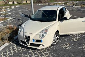 Alfa Romeo Mito 1.4 benzina 78cv NEOPATENTATI