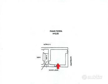 Via XXV Luglio: locale commerciale