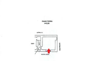 Via XXV Luglio: locale commerciale