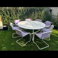 Tavolo da giardino con sedie