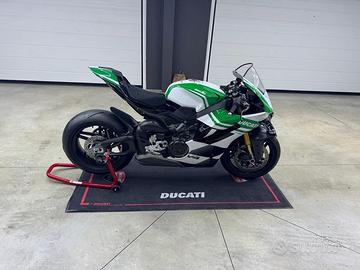 Ducati Panigale V4 Tricolore