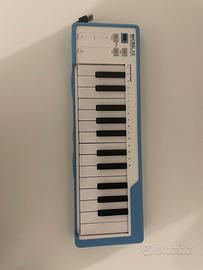 Arturia Microlab tastiera midi