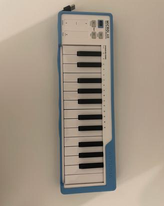 Arturia Microlab tastiera midi
