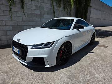 Audi TTS 2.0 tfsi quattro s-tronic