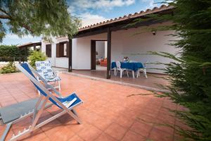 VILLA SMERALDO con giardino vicina al mare