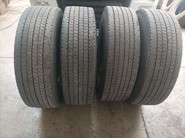 gomme per camion 
