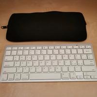 Tastiera bluetooth con custodia 