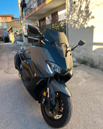 Tmax 560 tech max 2021
