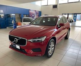VOLVO XC60 B4 (d) AWD Geartronic Business Plus G