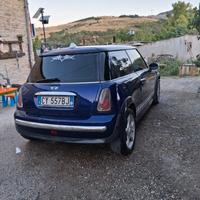 MINI Mini Cooper A.E. - 2005
