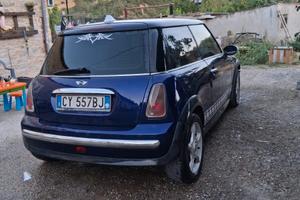 MINI Mini Cooper A.E. - 2005