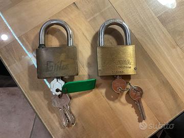 2 lucchetti 10 euro