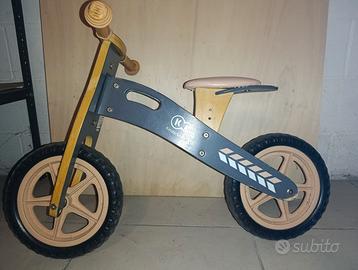 Bicicletta dell'equilibrio, senza pedali