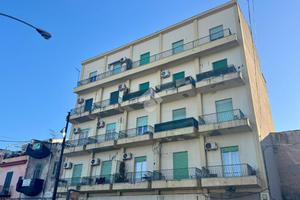 3 LOCALI A PALERMO