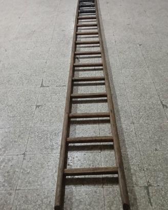 Scala in legno per esterni