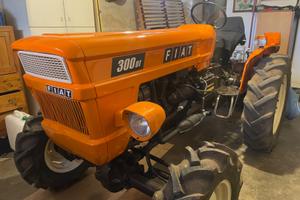 Trattore Fiat 300 dt 4x4