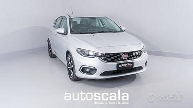 FIAT Tipo 1.6 Mjt S&S 5 porte Lounge