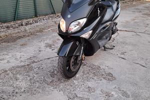 scooter tmax