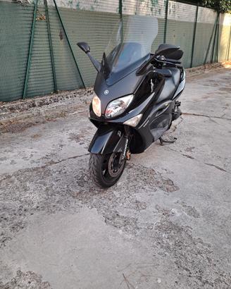 scooter tmax