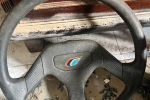 Volanti per Peugeot 205 Rallye e Nissan Vanette