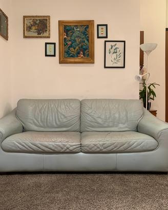 Divano in pelle azzurro due sedute