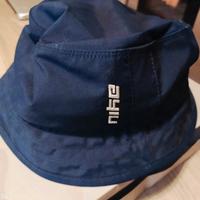 Cappellino Nike nuivo  impermeabile con etichetta 