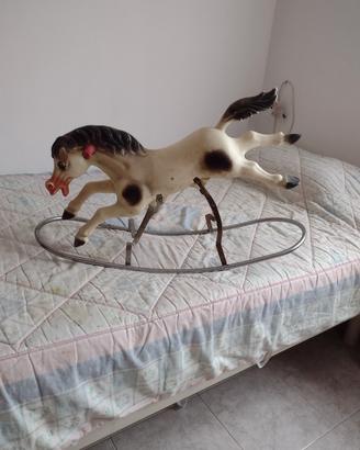 Cavallo a dondolo vintage Canova