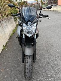 Yamaha xj6