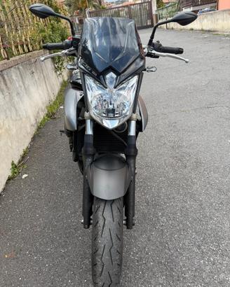 Yamaha xj6