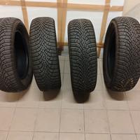 Pneumatici Invernali Goodyear Ultragrip 205/60 R16
