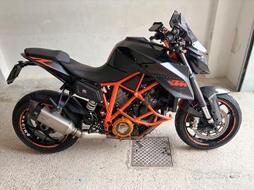 KTM Super Duke 1290 R 2015