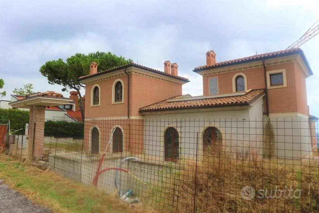 Immobile in asta di 4564160 m² a Potenza Picena - Vista 4