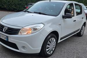 Dacia Sandero 1.4 8V GPL Lauréate