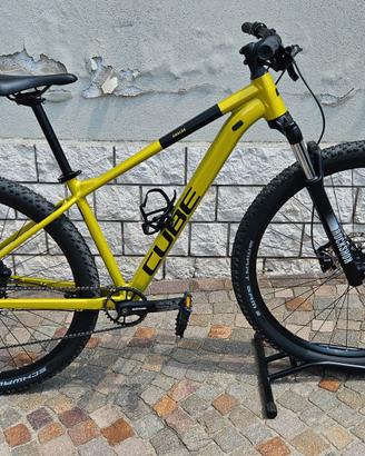 Bici MTB Cube Analog 29 pollici
