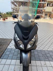 Honda SW-T400 - 2010