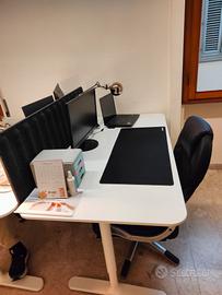 2 scrivanie Ikea Bekant con altezza regolabile 