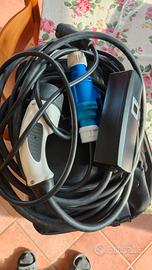 caricabatterie domestico elettrica ibrida