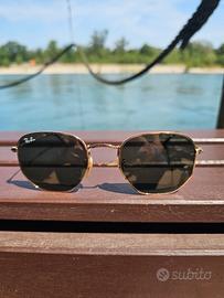 Ray Ban 
HEXAGONAL FLAT LENSE