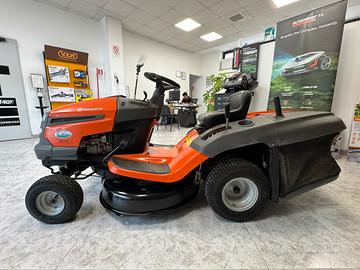 Trattorino Rasaerba HUSQVARNA CTH 126