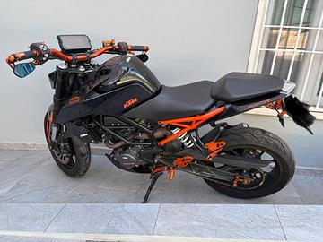 Ktm duke 125