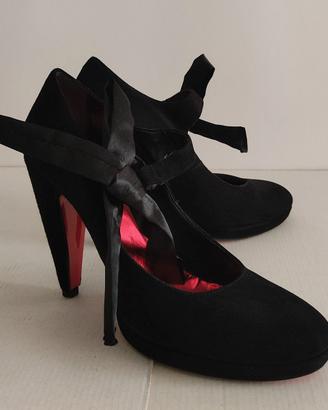 Decoltè camoscio nero con cinturino in raso n° 38