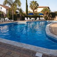 Campofelice di Rccella-Casa Vacanze con Piscina