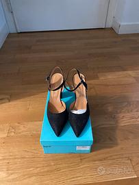 Scarpa elegante modello Chanel nero nuova