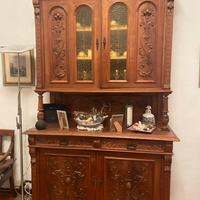Credenza antica
