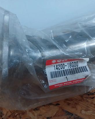 tubo scarico SUZUKI GSXR 1000 K3 K4 NUOVO