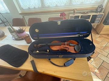 Violino 4/4  Modello Yibo Stradiv.
